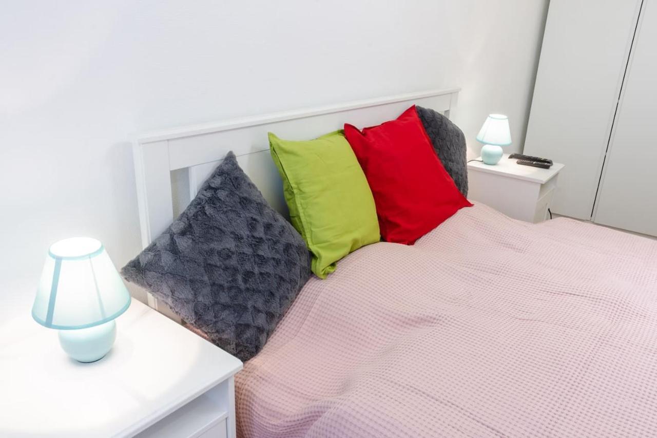 3 En Suit Bedroom Flat In The Main Centre For 6Ppl, 3Bdr,3Bthr,Ac 布达佩斯 外观 照片